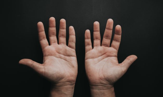 Ukrainian Deaf Community Navigates De-Russification Amidst War