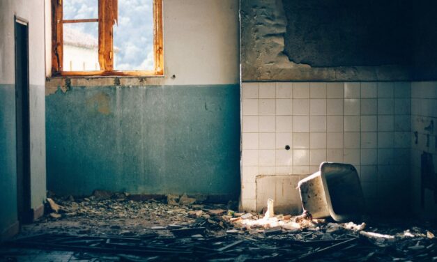 Russian shelling of Ukrainian hospitals: about 1,900 medical facilities were damaged and completely destroyed