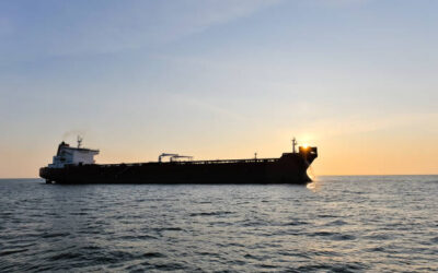 At least 11 Volgoneft-type tankers, operating with  violations continued transporting petroleum products.