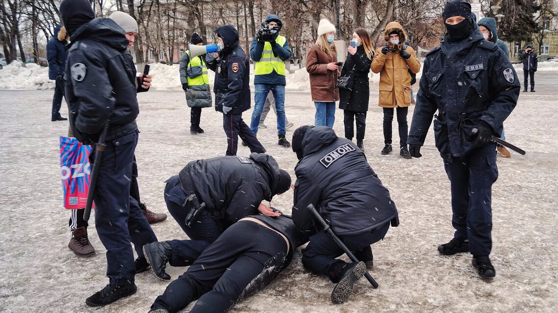 Russia’s Hidden Mobilization: Police Incentives and Coercion