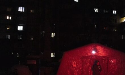 Life Without Heat: Kyiv Residents Endure Winter Crisis